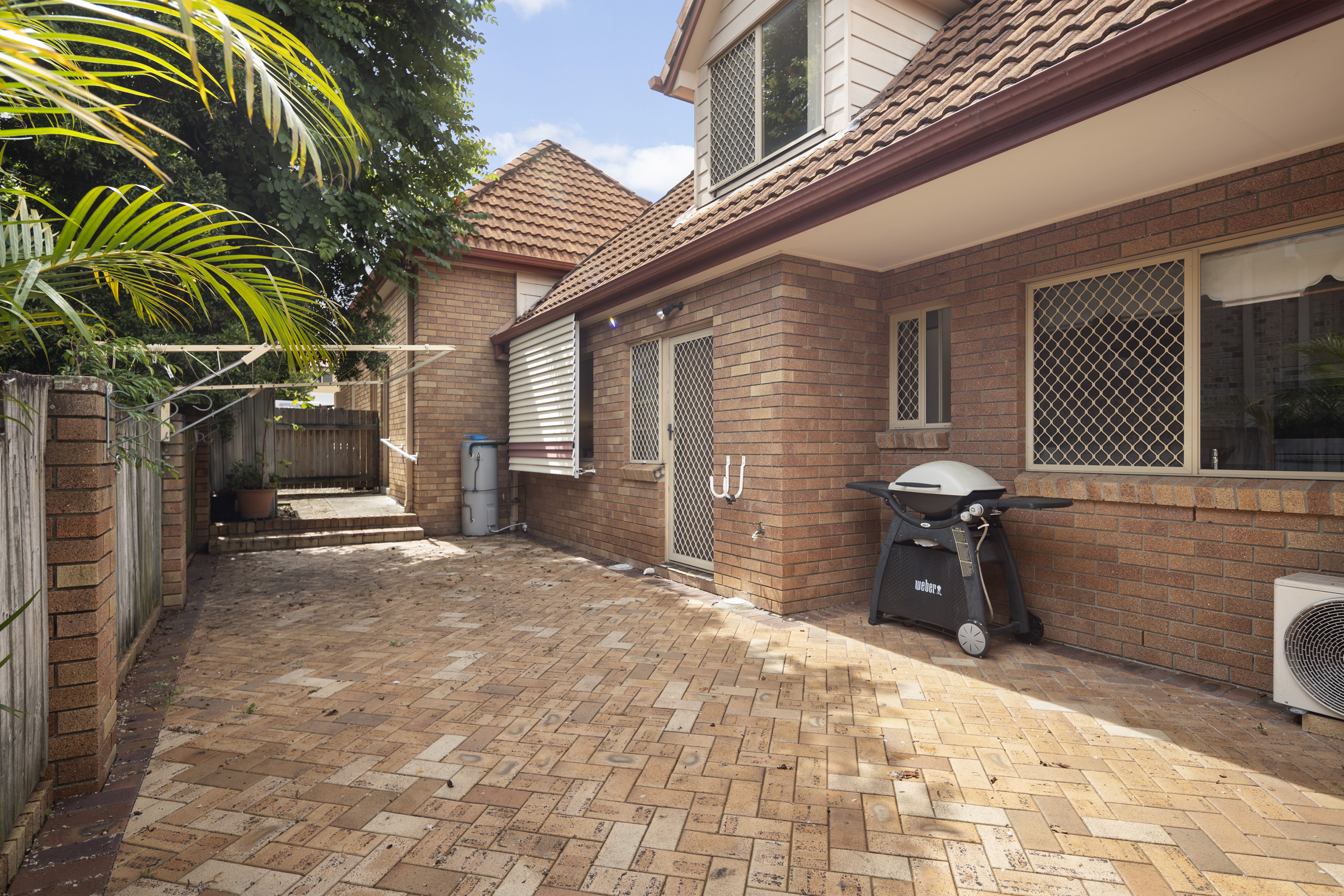 1/141 Jones Rd Carina Heights QLD 4152