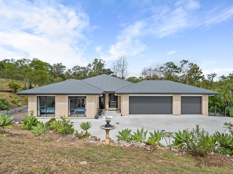 407-411 Bellbird Drive Greenbank QLD 4124